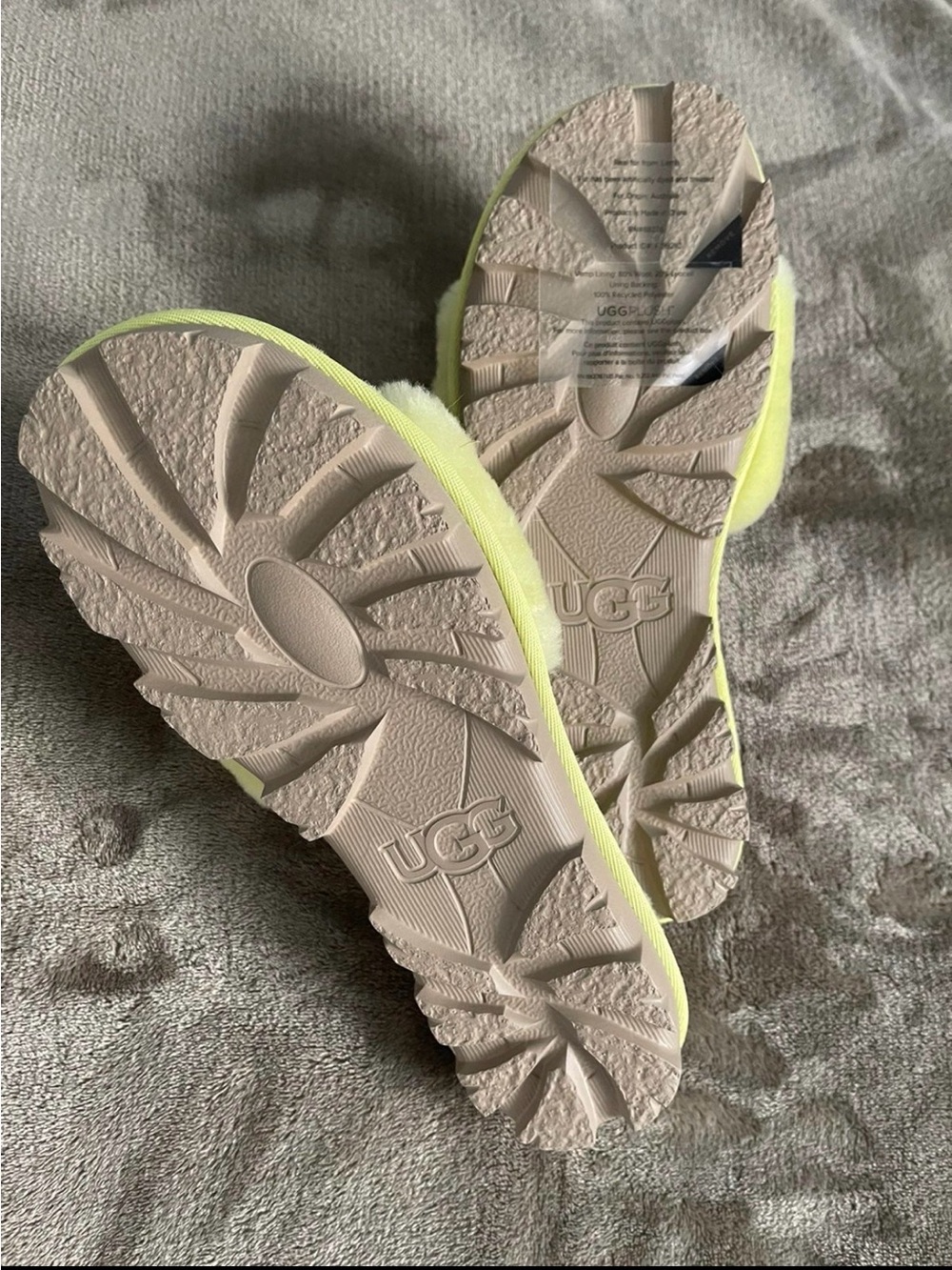 UGG Women's Lemon Sheepskin Slide Slippers - Picture 3 of 5